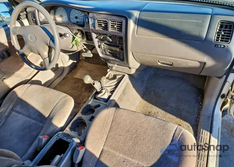 2002 Toyota Tacoma Xtracab from USA, damaged, VIN 5TEWM72N02Z896058